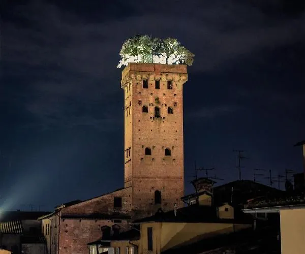 Apartamento Al Carmine Towers View With Ac Lucca